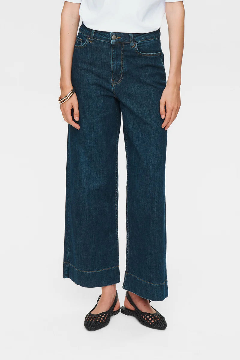 Nuparis Cropped Jeans