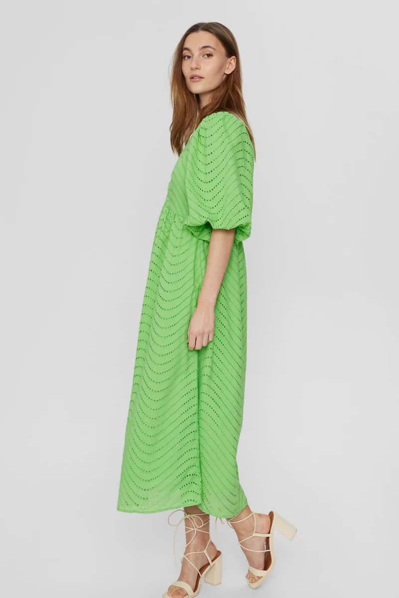 Nuevelyn Dress