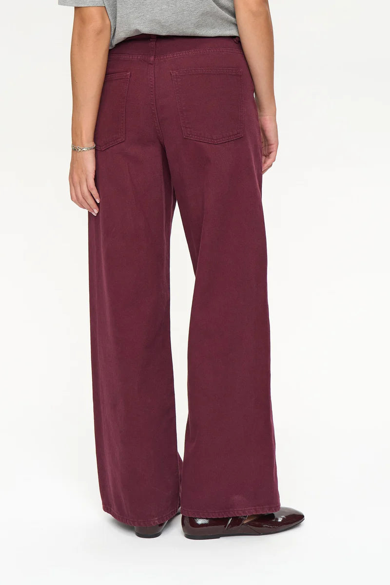 Nubrooklyn Solid Jeans