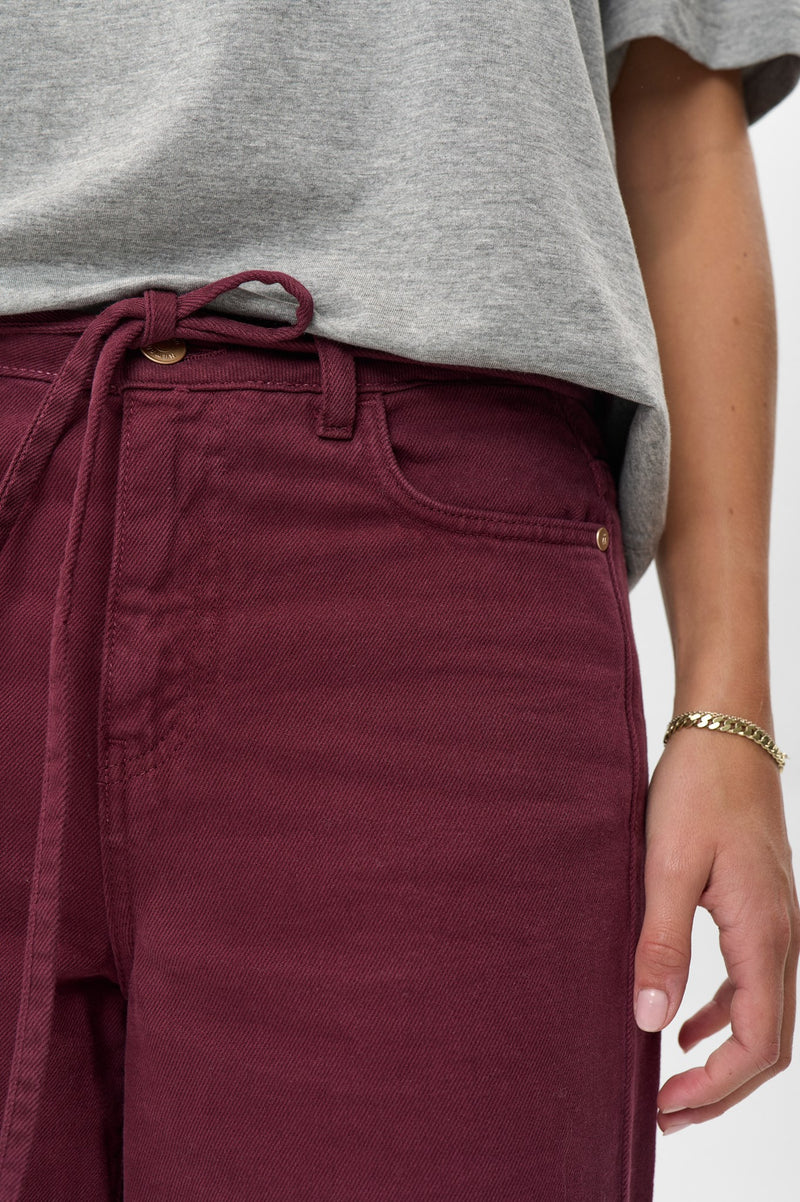 Nubrooklyn Solid Jeans