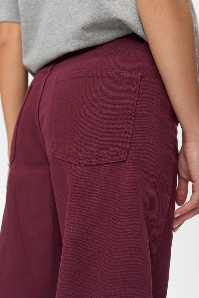Nubrooklyn Solid Jeans