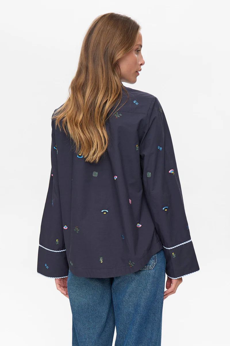 Nuchiro Boxy Shirt