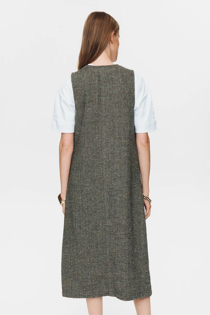 Nuavey Dress