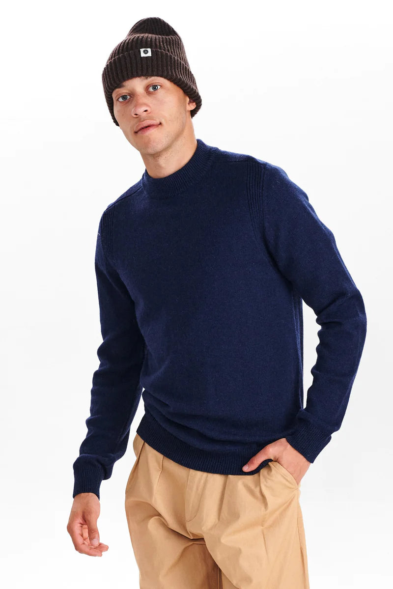 Akrico Lambswool knit