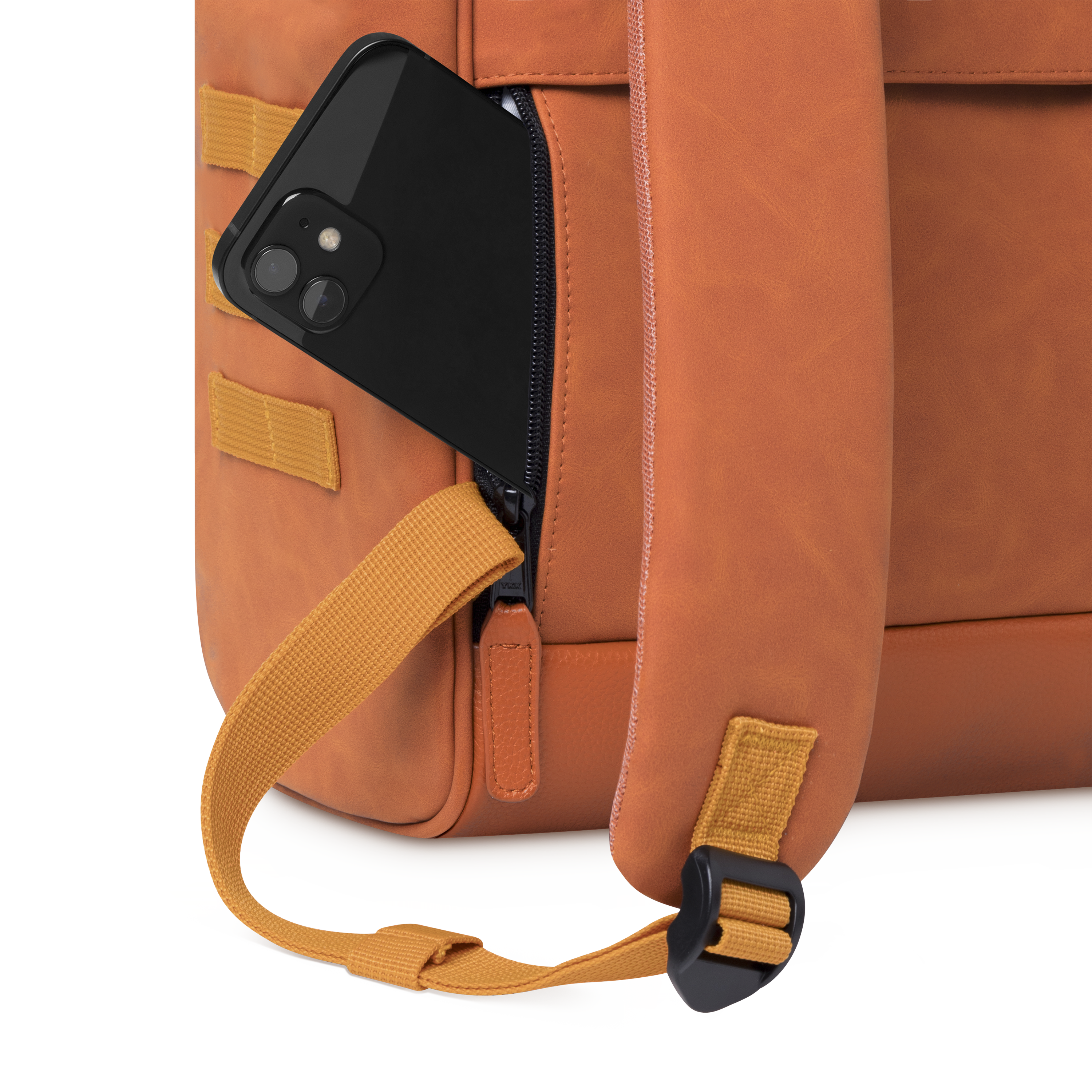ADVENTURER TANTA M BACKPACK